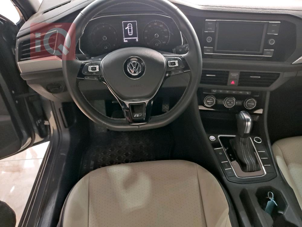ڤۆڵکسواگن جێتا